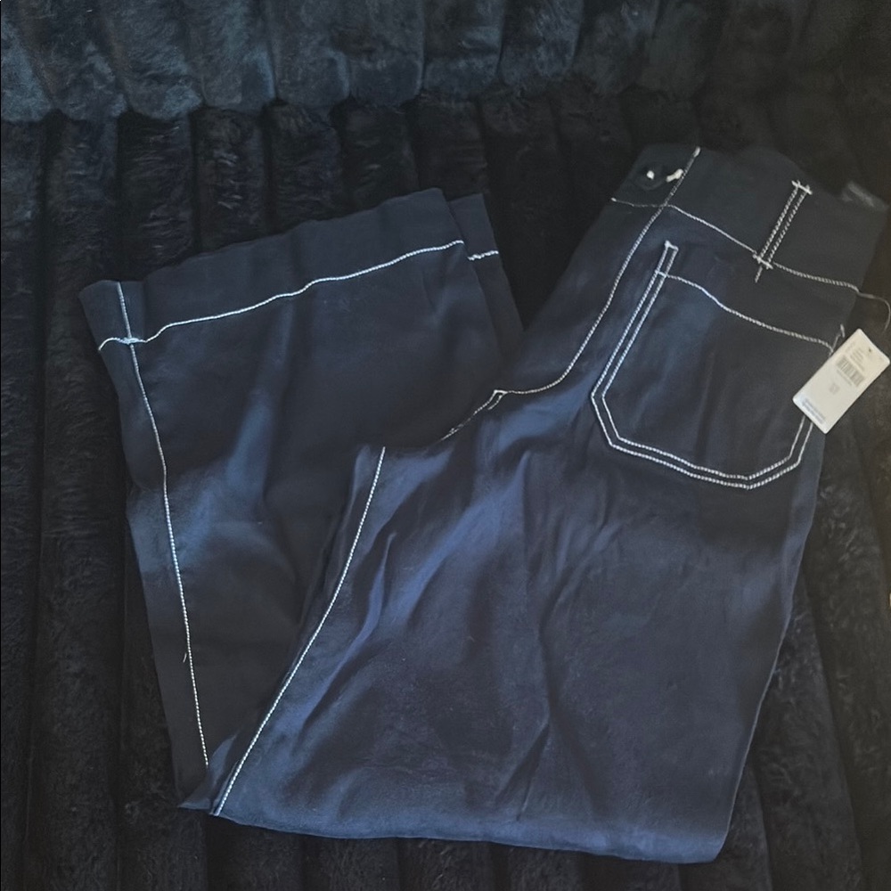 Stylish blue Jeans with White Stitching